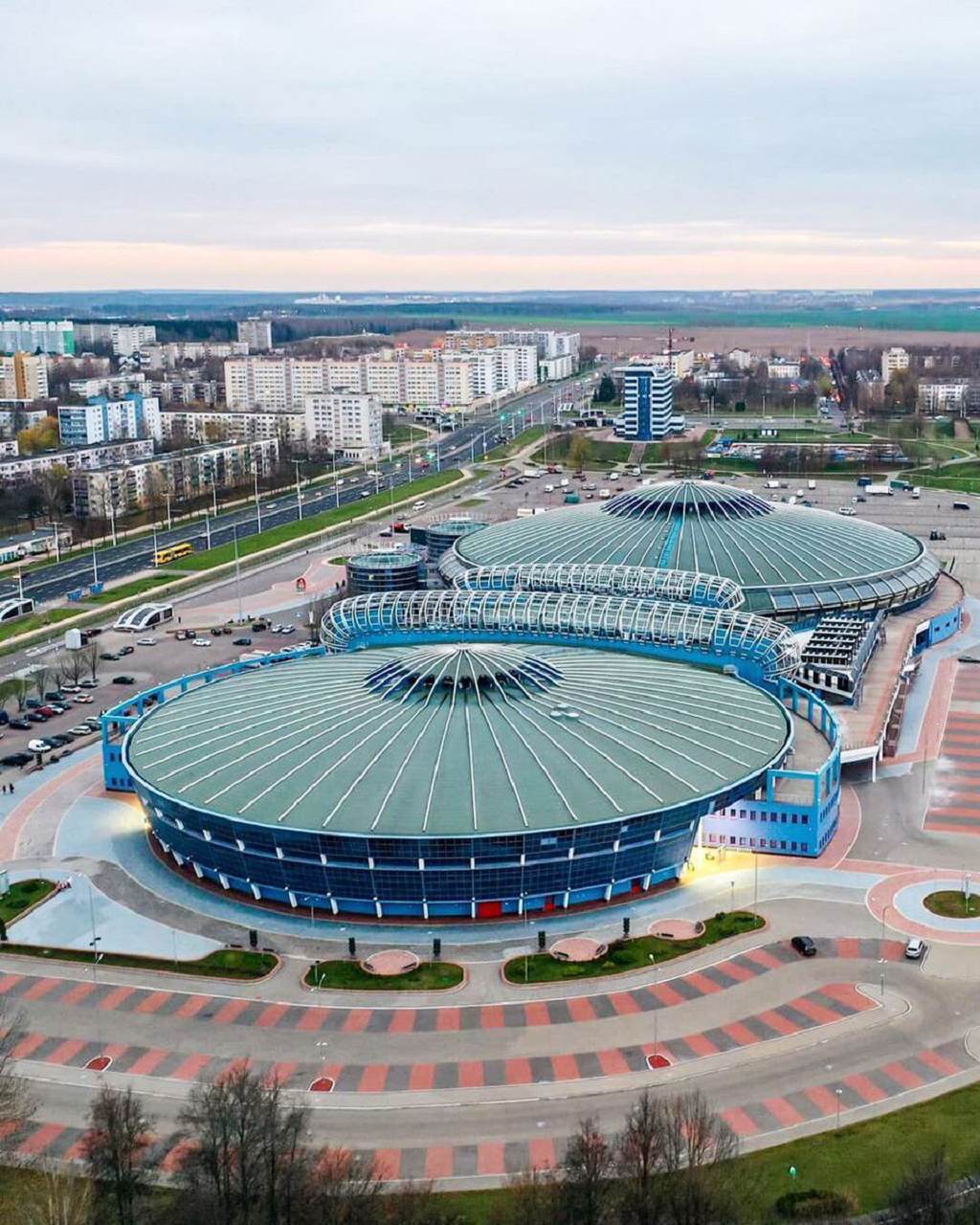 Фото - постер к Активный отдых Массовое катание на «Чижовка-Арене» на kudapoiti.by